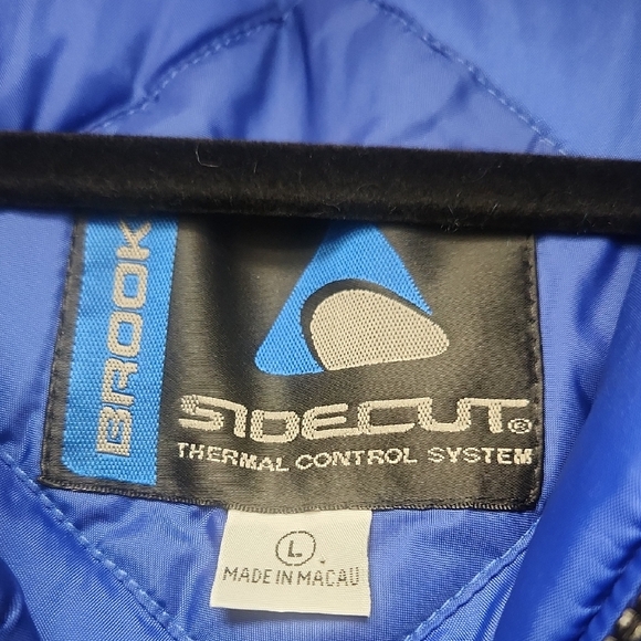 Brooks Blue and Black Ski Jacket with Water-Resistant Material - Picture 3 of 7